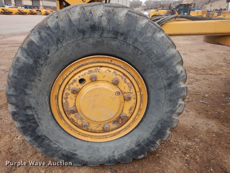 image for item IU9857 2011 Caterpillar 140M AWD  motor grader