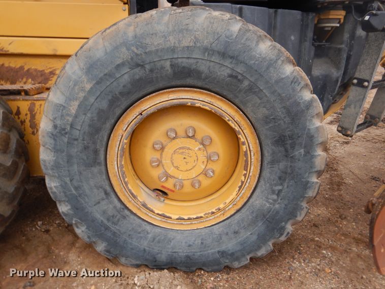 image for item IU9857 2011 Caterpillar 140M AWD  motor grader