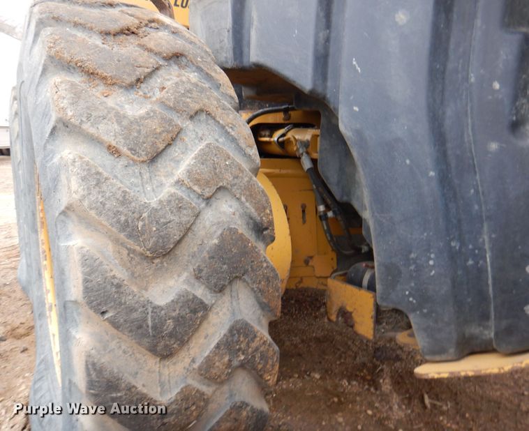 image for item IU9857 2011 Caterpillar 140M AWD  motor grader