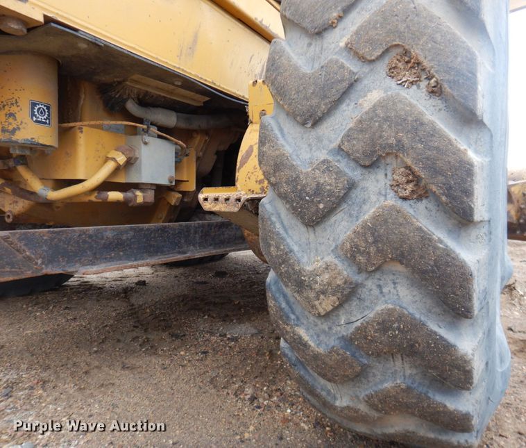 image for item IU9857 2011 Caterpillar 140M AWD  motor grader