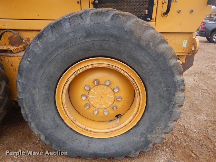 image for item IU9857 2011 Caterpillar 140M AWD  motor grader