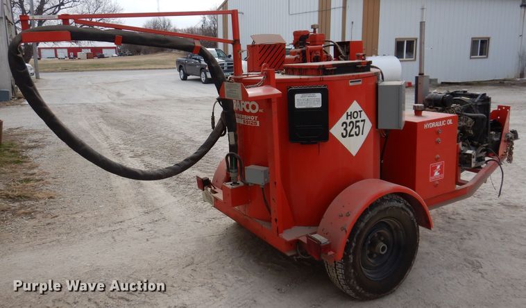 image for item JK9482 2000 Crafco SS125  melter applicator