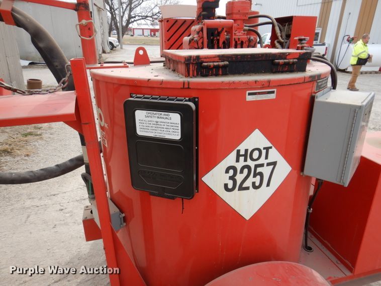 image for item JK9482 2000 Crafco SS125  melter applicator