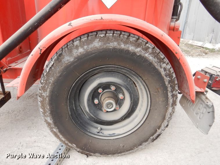 image for item JK9482 2000 Crafco SS125  melter applicator