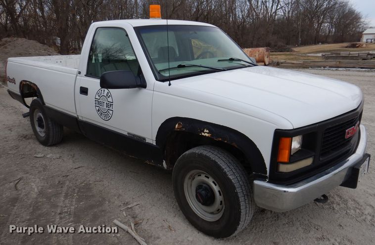 image for item JK9483 1998 GMC Sierra 1500  pickup truck