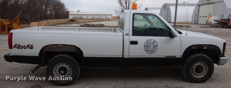 image for item JK9483 1998 GMC Sierra 1500  pickup truck