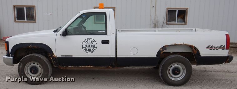 image for item JK9483 1998 GMC Sierra 1500  pickup truck
