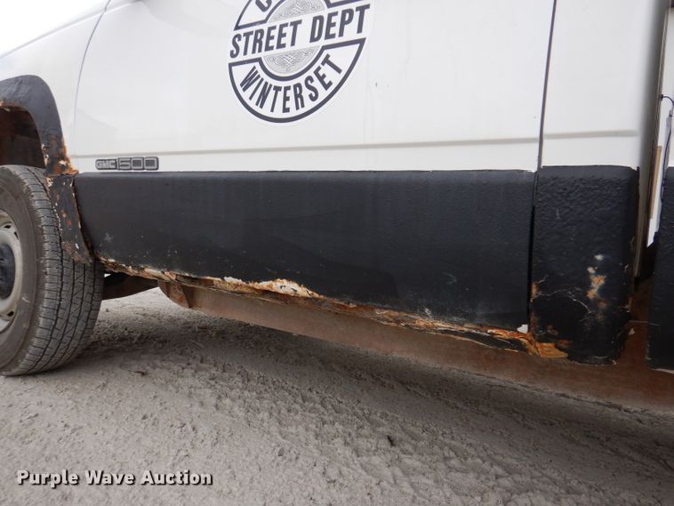 image for item JK9483 1998 GMC Sierra 1500  pickup truck