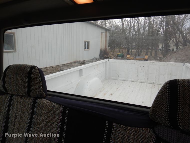 image for item JK9483 1998 GMC Sierra 1500  pickup truck