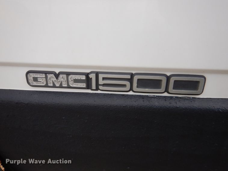 image for item JK9483 1998 GMC Sierra 1500  pickup truck