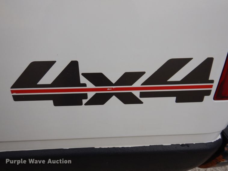 image for item JK9483 1998 GMC Sierra 1500  pickup truck