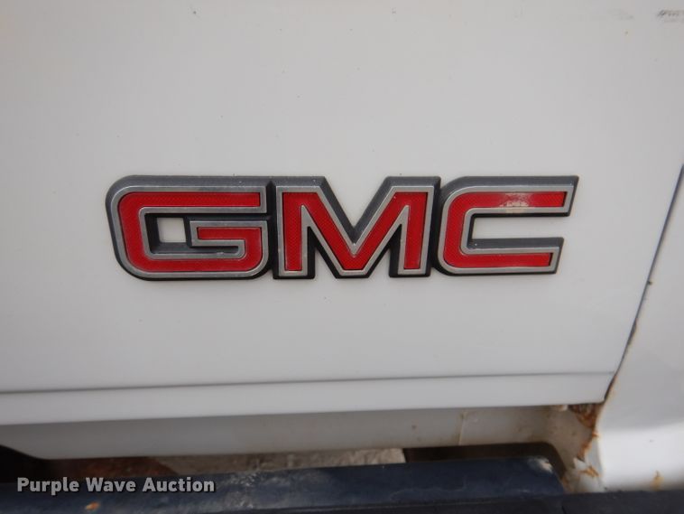 image for item JK9483 1998 GMC Sierra 1500  pickup truck