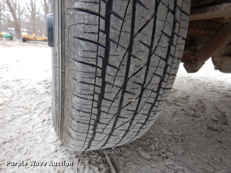 image for item JK9483 1998 GMC Sierra 1500  pickup truck