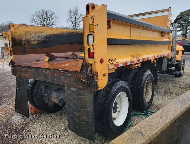 image for item JL9642 2010 International WorkStar 7500  dump truck