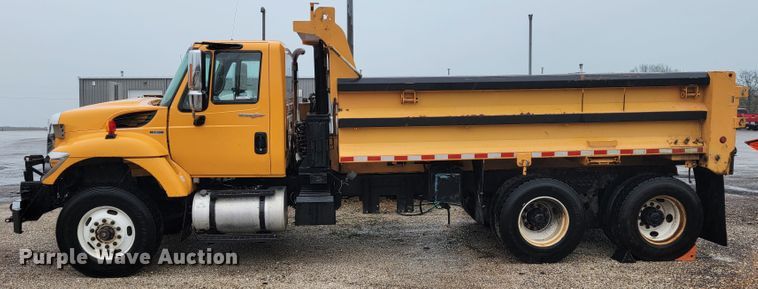 image for item JL9642 2010 International WorkStar 7500  dump truck