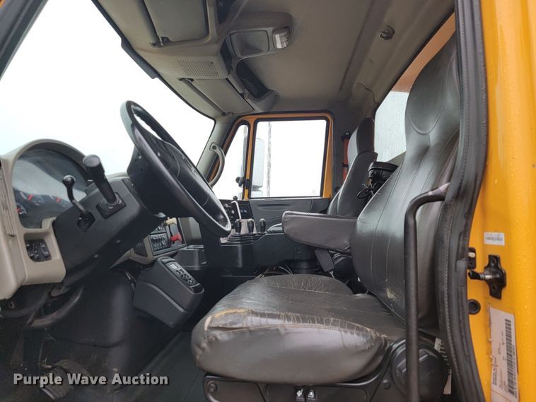 image for item JL9642 2010 International WorkStar 7500  dump truck