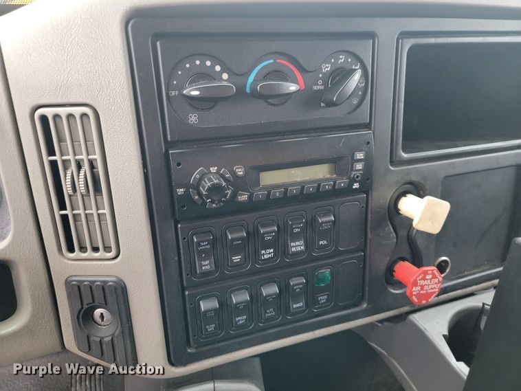 image for item JL9642 2010 International WorkStar 7500  dump truck