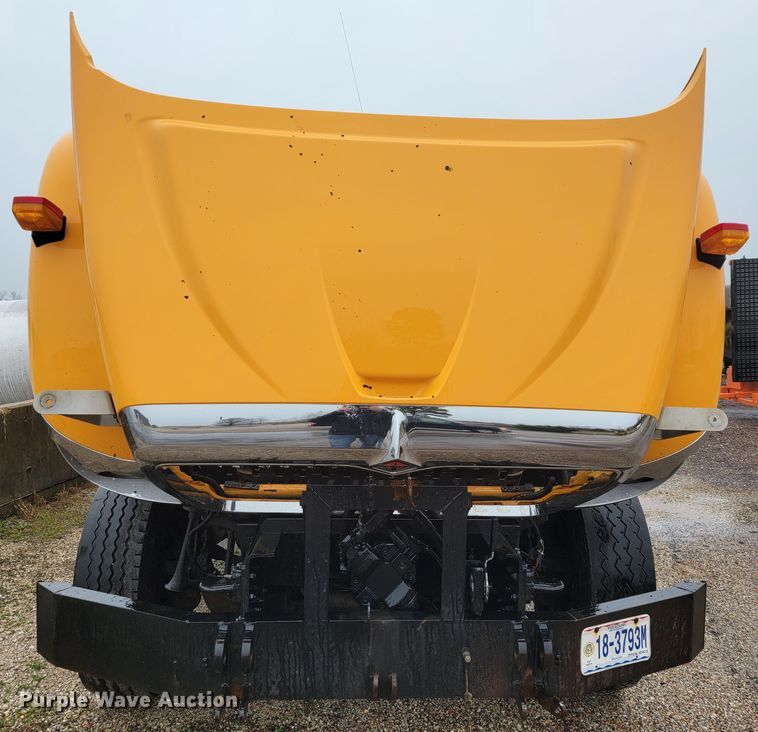 image for item JL9642 2010 International WorkStar 7500  dump truck