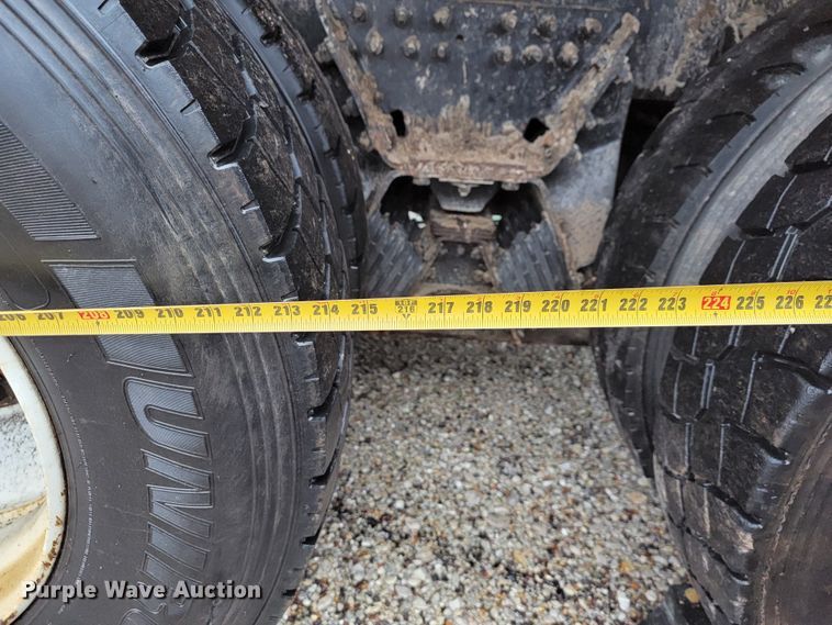 image for item JL9642 2010 International WorkStar 7500  dump truck