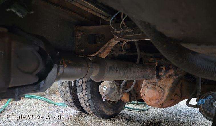 image for item JL9642 2010 International WorkStar 7500  dump truck