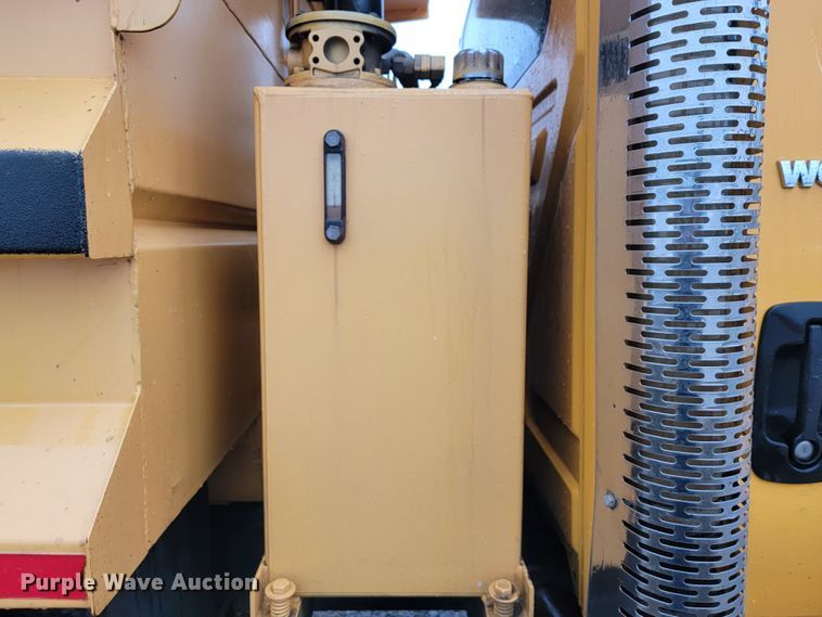 image for item JL9642 2010 International WorkStar 7500  dump truck