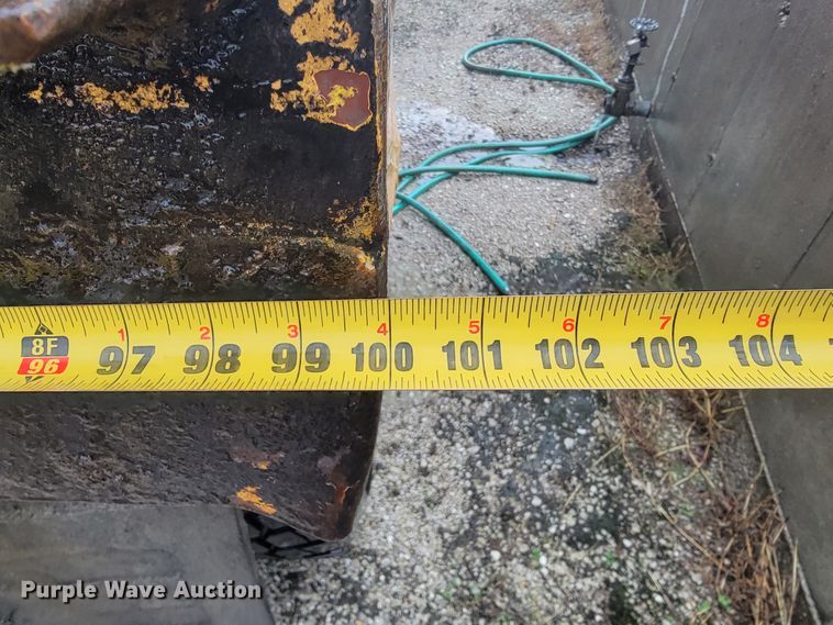 image for item JL9642 2010 International WorkStar 7500  dump truck