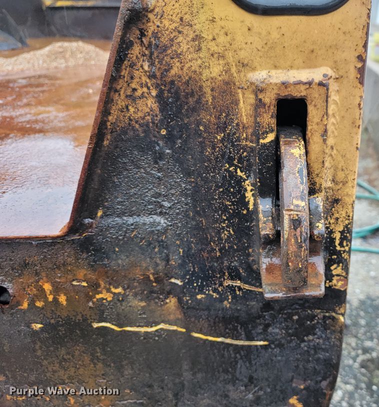 image for item JL9642 2010 International WorkStar 7500  dump truck