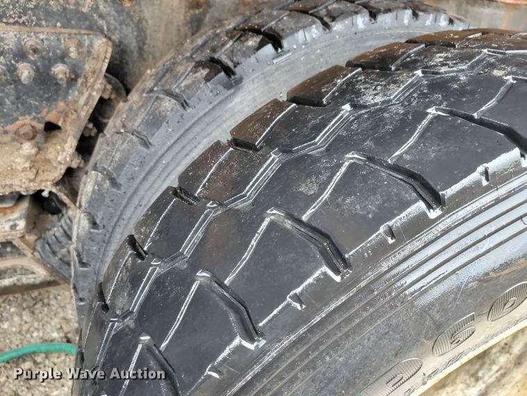 image for item JL9642 2010 International WorkStar 7500  dump truck