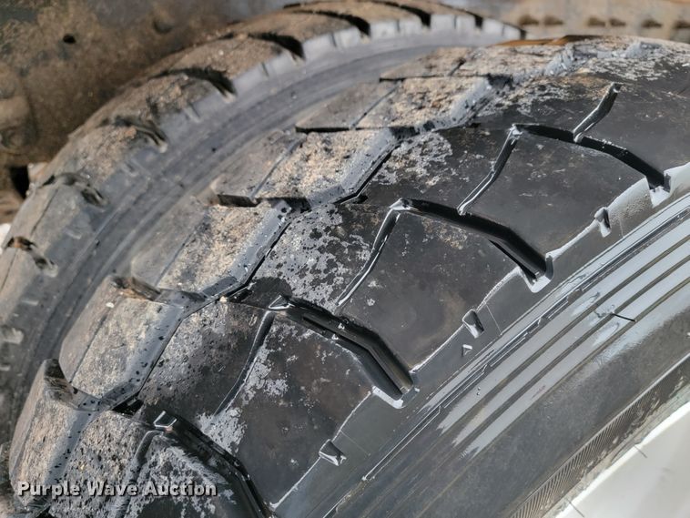 image for item JL9642 2010 International WorkStar 7500  dump truck