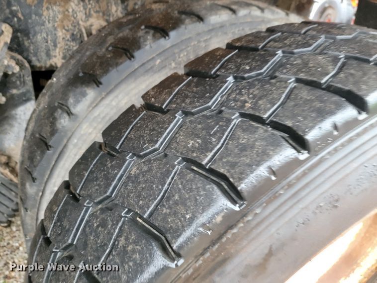 image for item JL9642 2010 International WorkStar 7500  dump truck