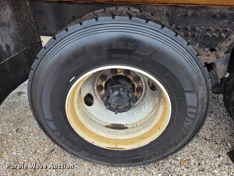 image for item JL9642 2010 International WorkStar 7500  dump truck