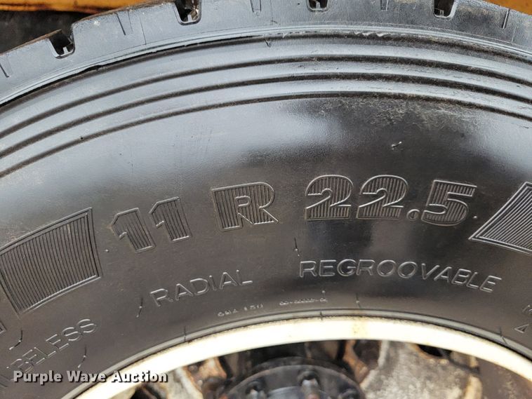 image for item JL9642 2010 International WorkStar 7500  dump truck