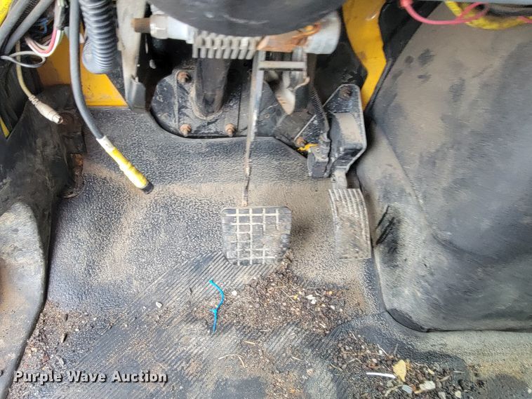 image for item JL9645 2006 International 7400  dump truck