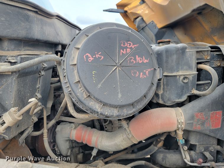 image for item JL9645 2006 International 7400  dump truck