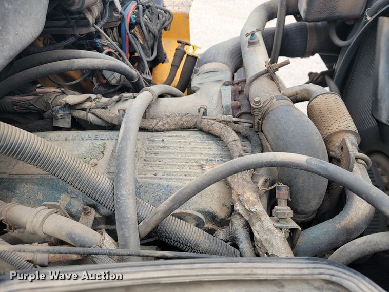 image for item JL9645 2006 International 7400  dump truck