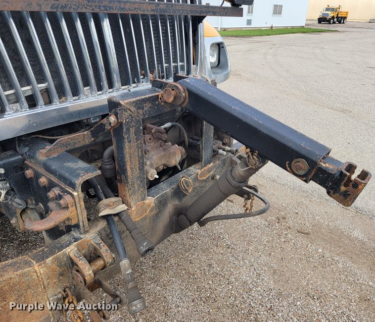 image for item JL9645 2006 International 7400  dump truck