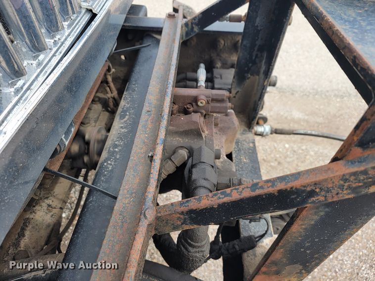 image for item JL9645 2006 International 7400  dump truck