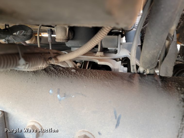 image for item JL9645 2006 International 7400  dump truck