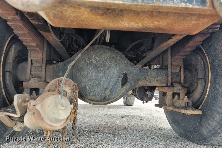 image for item JL9645 2006 International 7400  dump truck