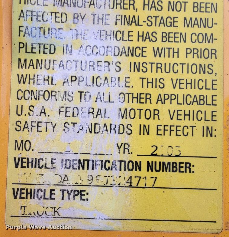 image for item JL9645 2006 International 7400  dump truck