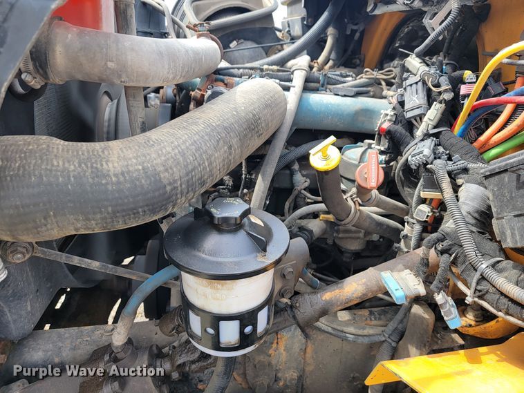 image for item JL9646 2007 International 7400  dump truck