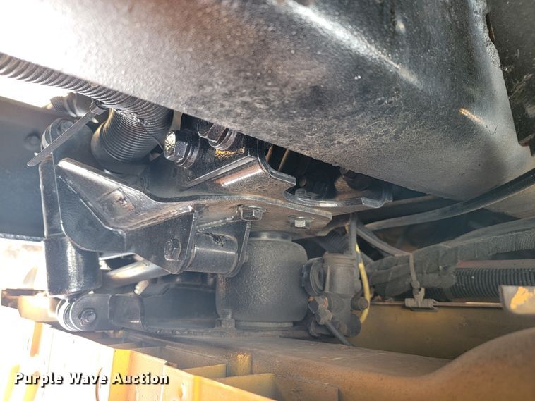 image for item JL9646 2007 International 7400  dump truck