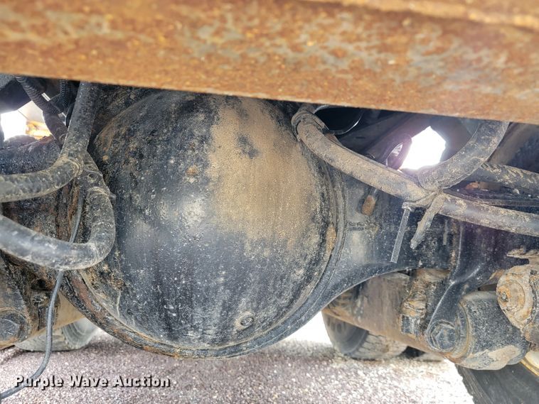 image for item JL9646 2007 International 7400  dump truck