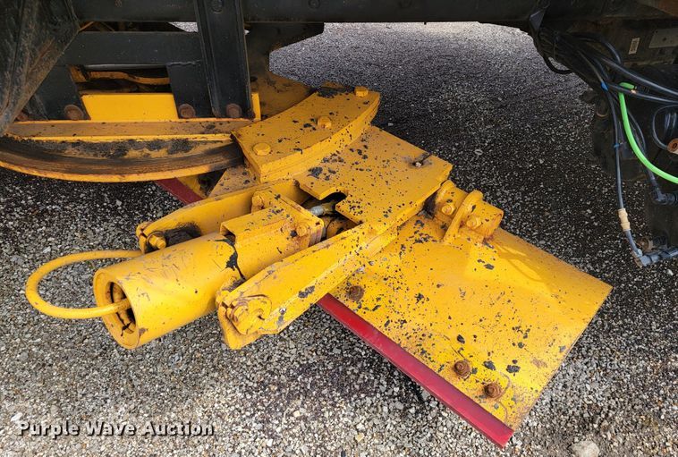 image for item JL9646 2007 International 7400  dump truck