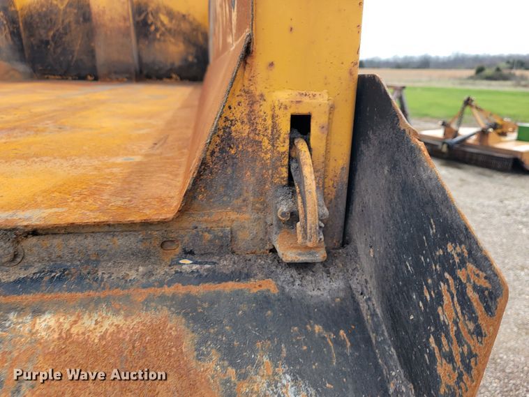 image for item JL9646 2007 International 7400  dump truck