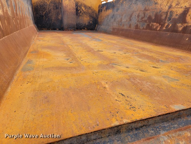 image for item JL9646 2007 International 7400  dump truck