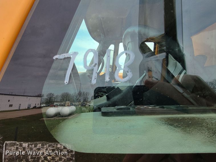 image for item JL9646 2007 International 7400  dump truck