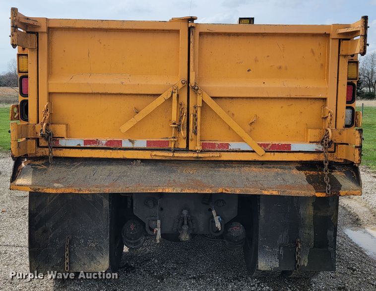 image for item JL9647 2009 International WorkStar 7500  dump truck