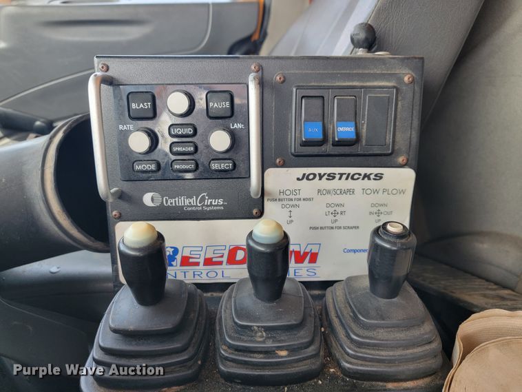 image for item JL9647 2009 International WorkStar 7500  dump truck