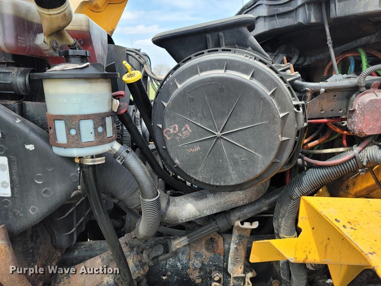 image for item JL9647 2009 International WorkStar 7500  dump truck